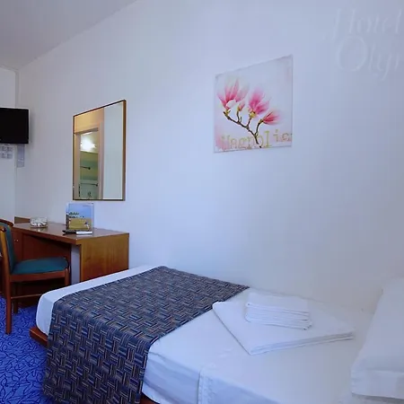 Olympia 3* لينانو سابيادورو