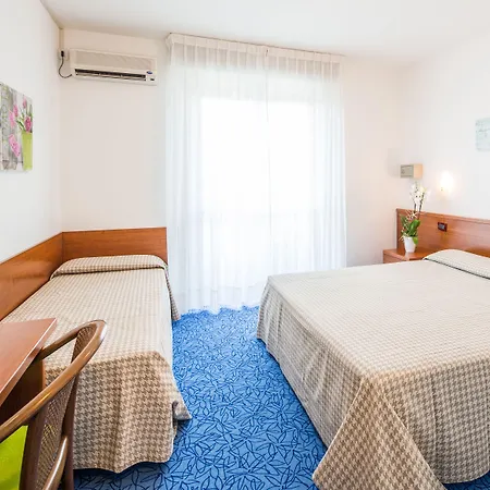 Hotel Olympia 3*